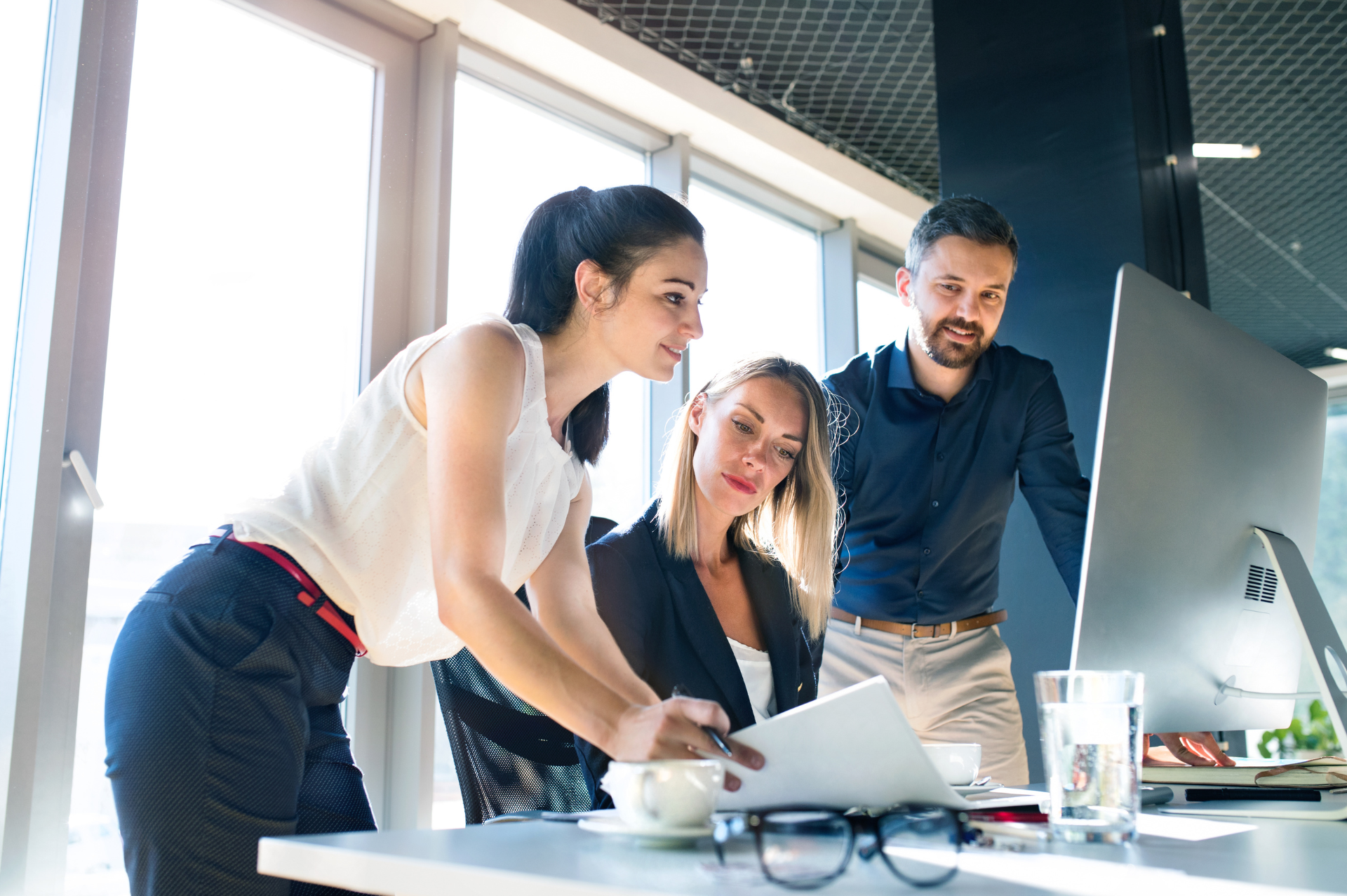 Jak stworzyć skuteczną strategię cyfrowej obsługi klienta?