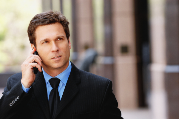 Jak rozmawiać z klientem przez telefon?