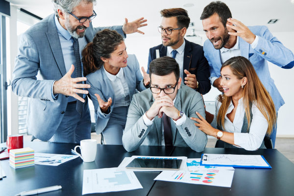 Jak przełamywać obiekcje i zarządzać konfliktami?